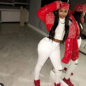 Meet your Posher, Marvin